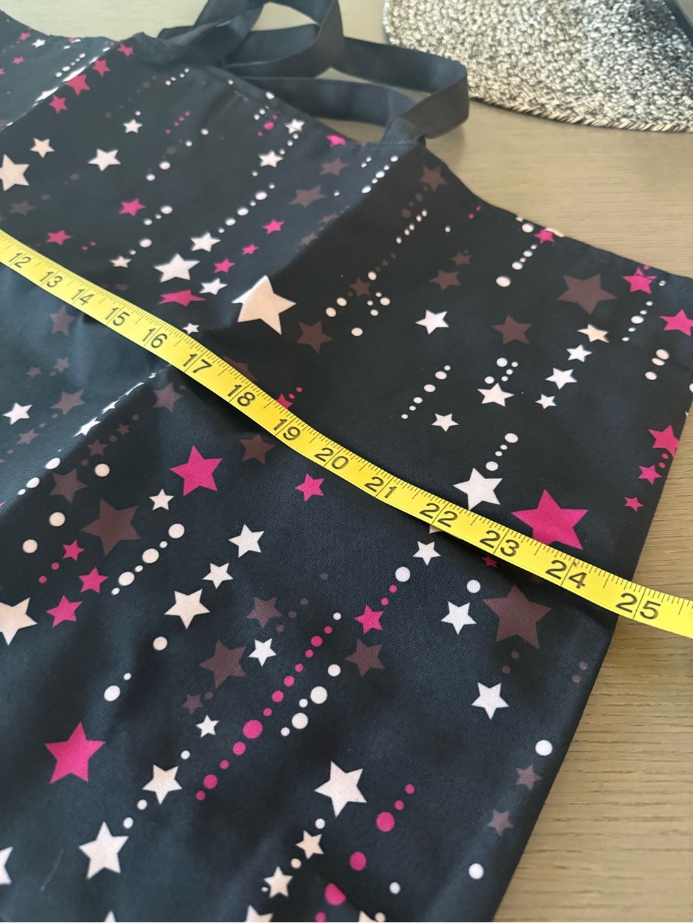 kate spade Star Print Tote- Black with Pink & White Stars. New in package - Picture 6 of 7